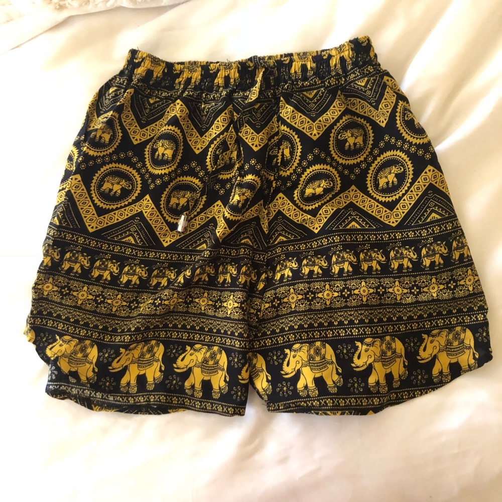 Patterned shorts